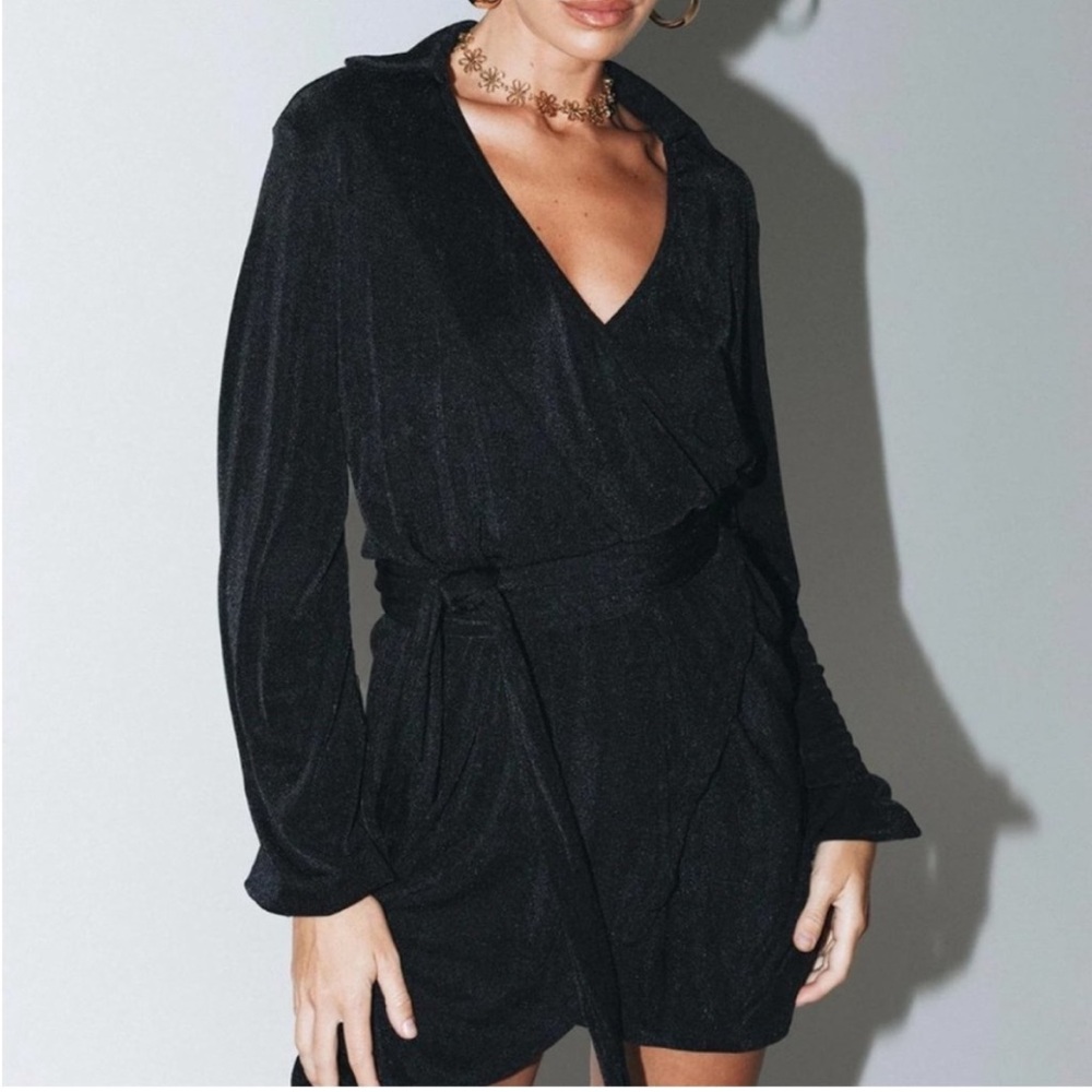 Princess Polly Black Faux Wrap Around Party Time
Mini Dress Size 16